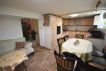 Eladó 200 m2 ház - Baracs