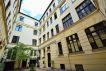 Eladó 120 m2 lakás - Budapest VI.