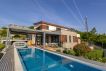 Eladó 300 m2 ház - Velence