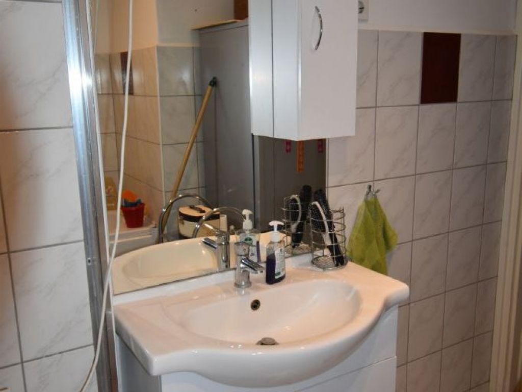 Eladó 66 m2 lakás - Dunaföldvár