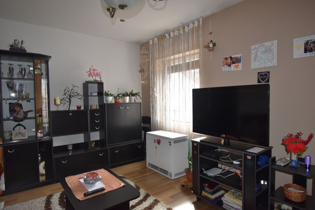 Eladó 66 m2 lakás - Dunaföldvár