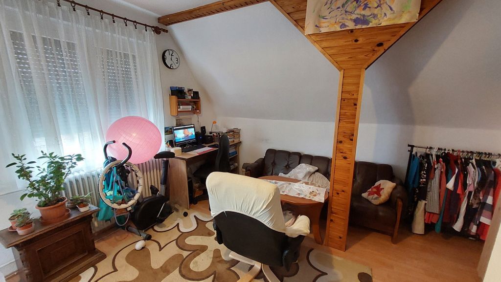 Eladó 116 m2 ház - Dunakeszi