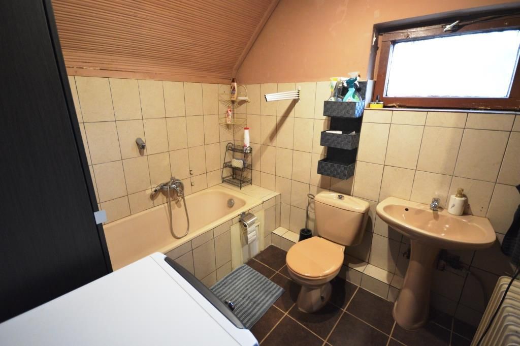 Eladó 106 m2 ház - Ercsi